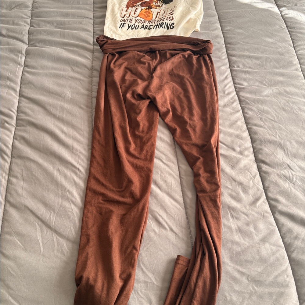SHEIN Brown Leggings